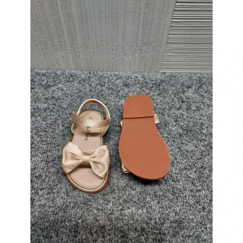 Felix & Flora Toddler Sandals 6 Beige Bow Straps Open Toe Lightweight Outdoor